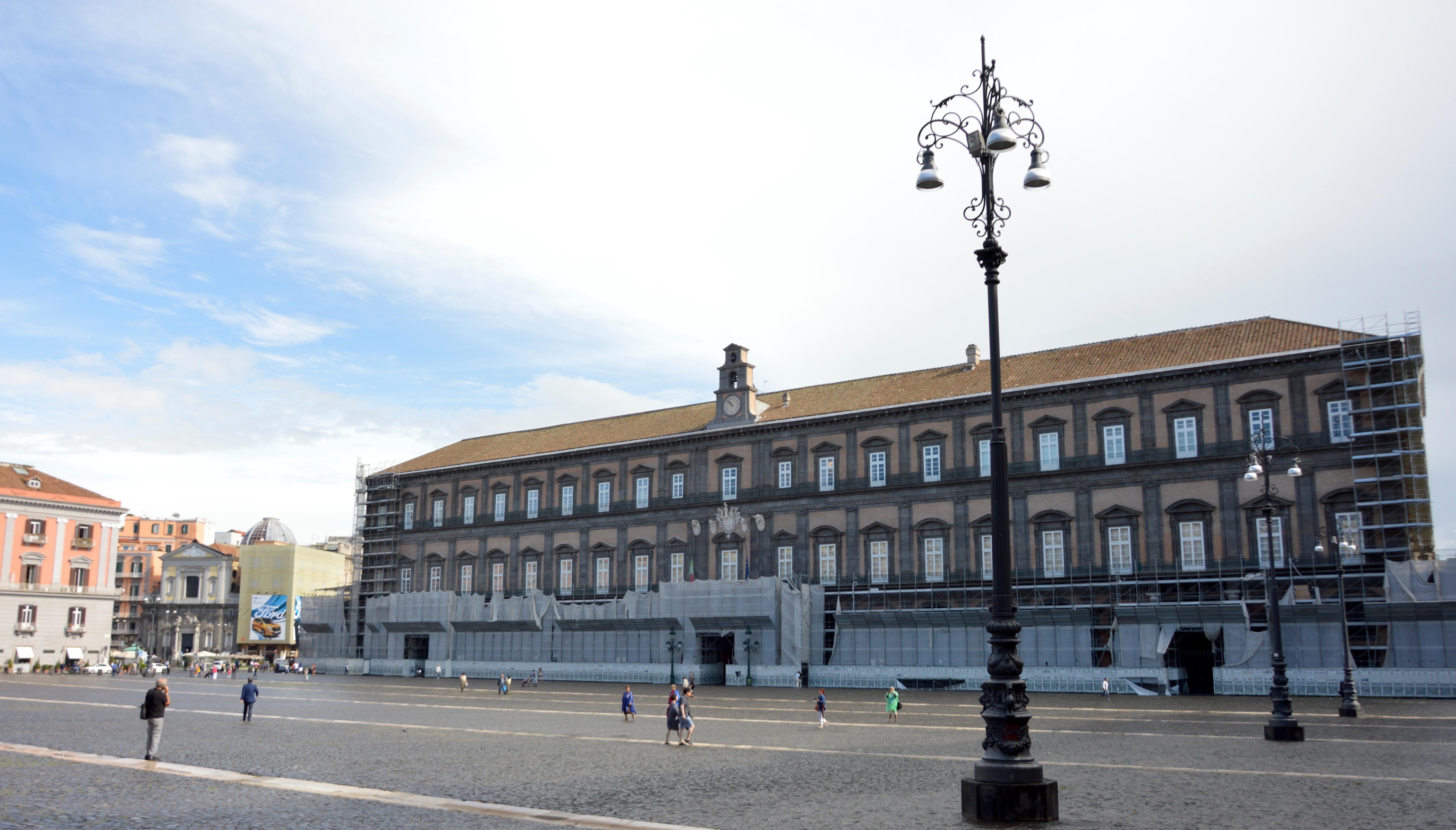 Relais Piazza Del Plebiscito B&B Nápoles Exterior foto
