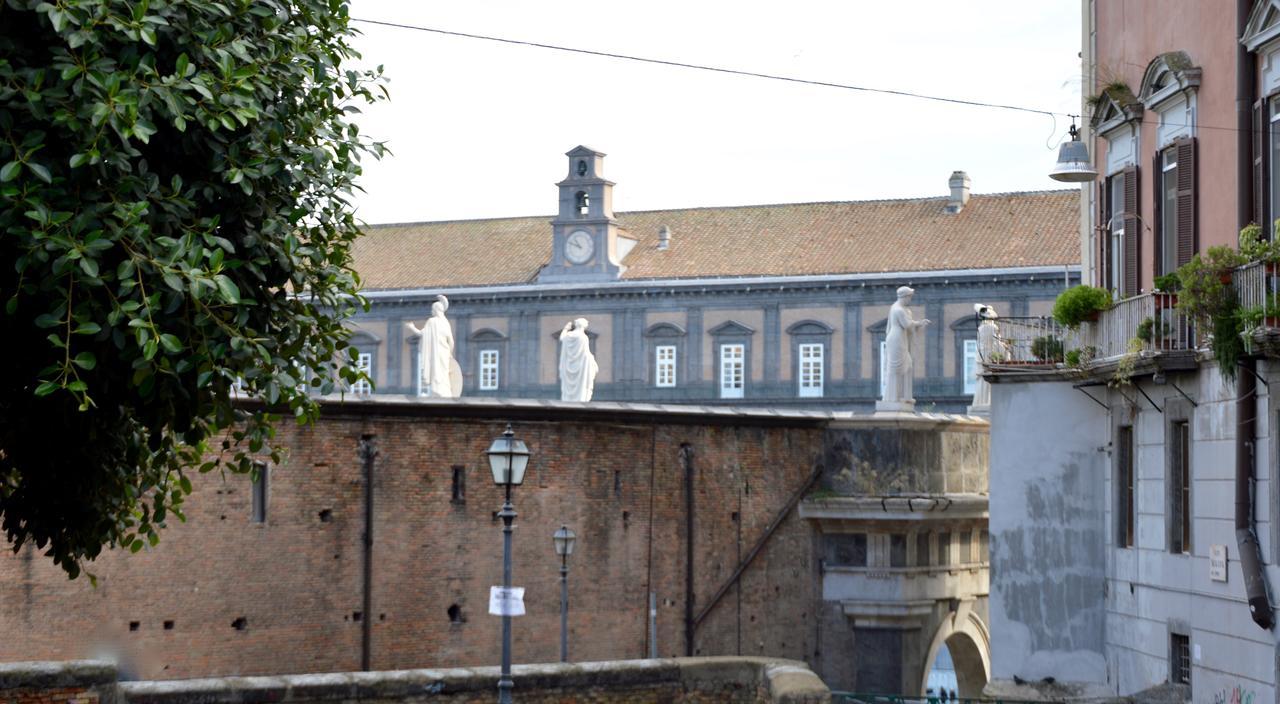 Relais Piazza Del Plebiscito B&B Nápoles Exterior foto