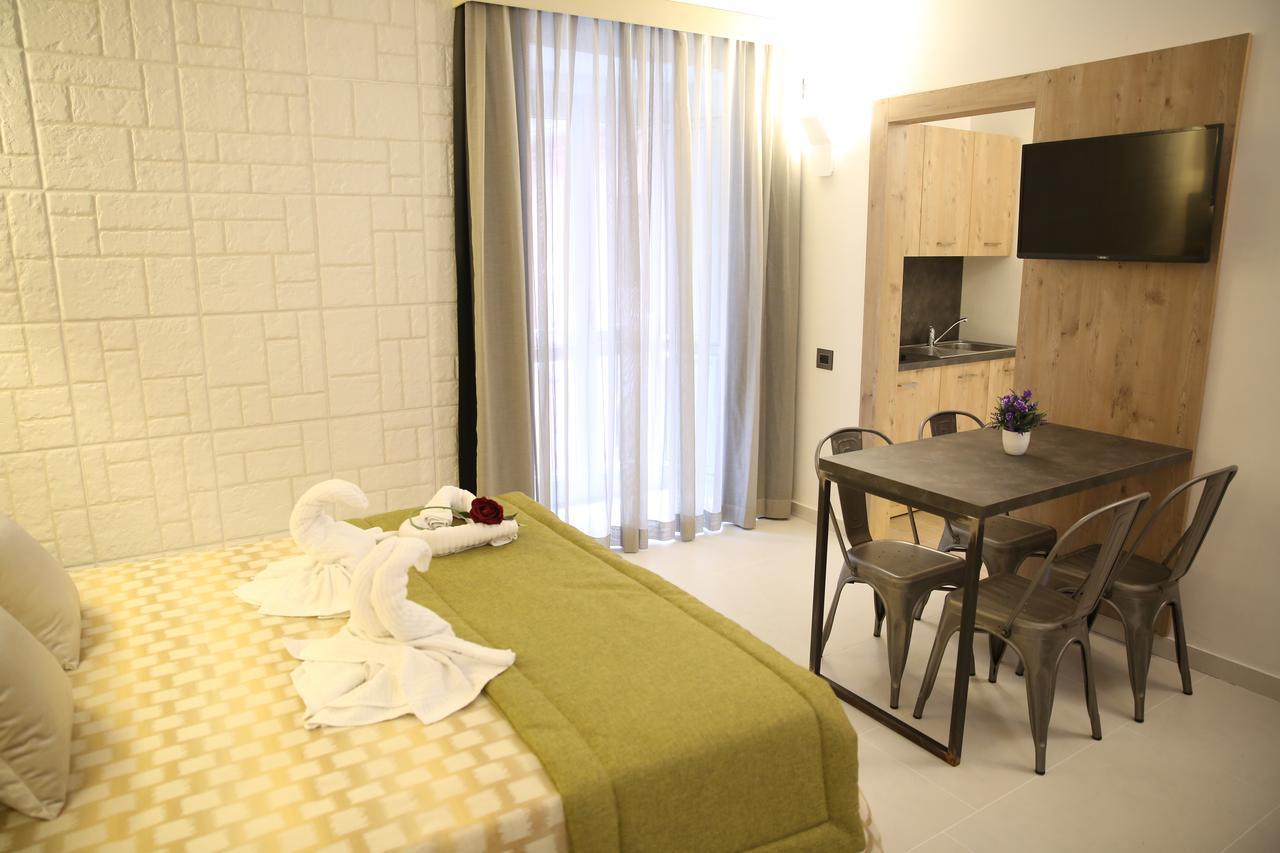 Relais Piazza Del Plebiscito B&B Nápoles Exterior foto