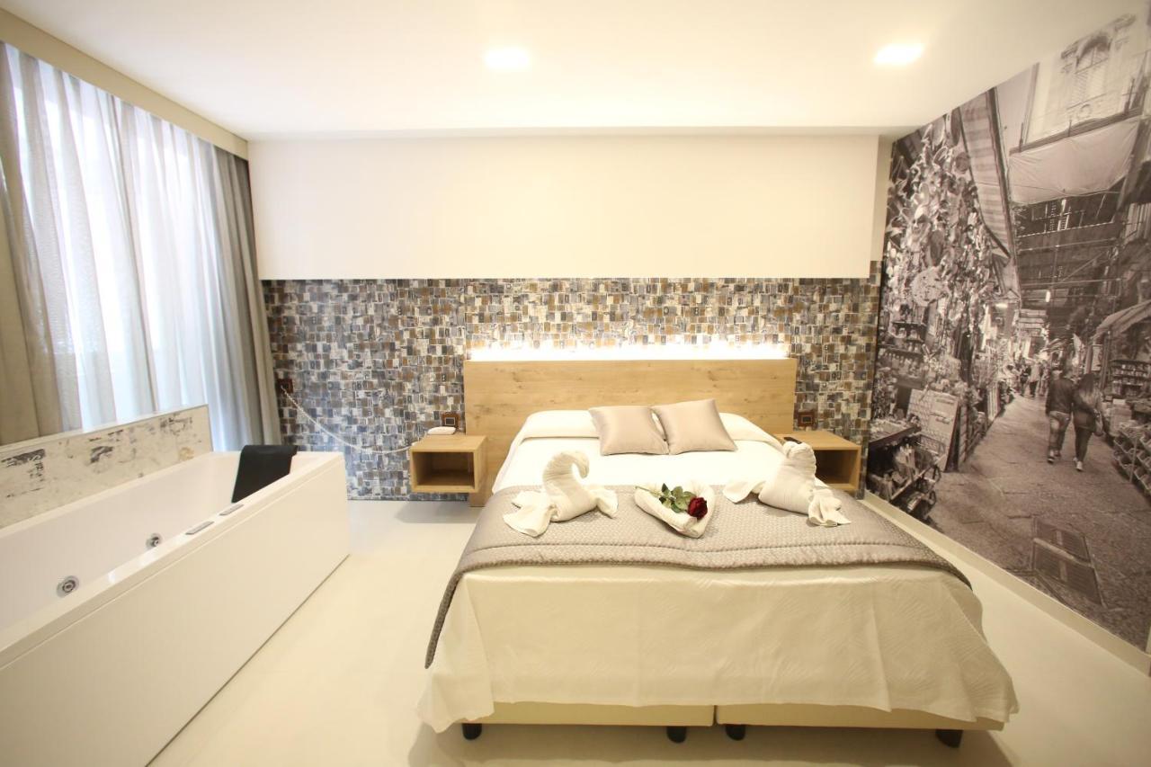 Relais Piazza Del Plebiscito B&B Nápoles Exterior foto